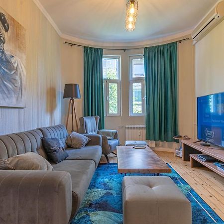 Ferienwohnung 5 Seconds Away From The Main Street, Free Secured Parking Sofia Exterior foto