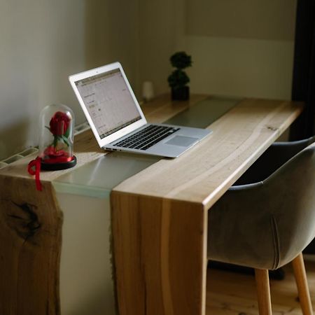 Ferienwohnung 5 Seconds Away From The Main Street, Free Secured Parking Sofia Exterior foto